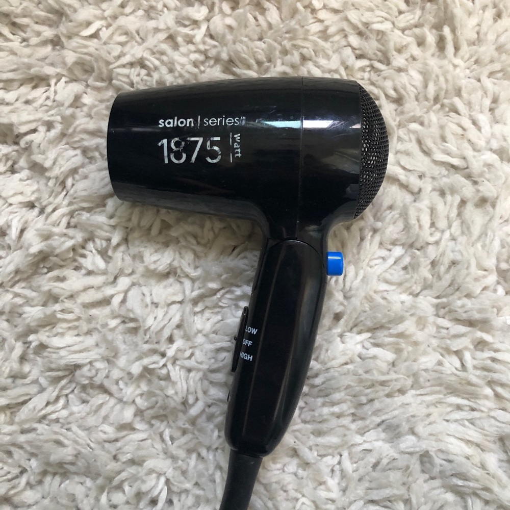 Salon series travel friendly blow dryer